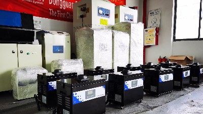 車間給類粉塵煙塵污染如何治理，用執(zhí)信環(huán)保車間煙霧凈化器！